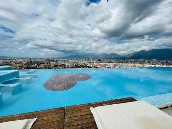 Deluxe Flat With Garden_Tirana Exterior foto
